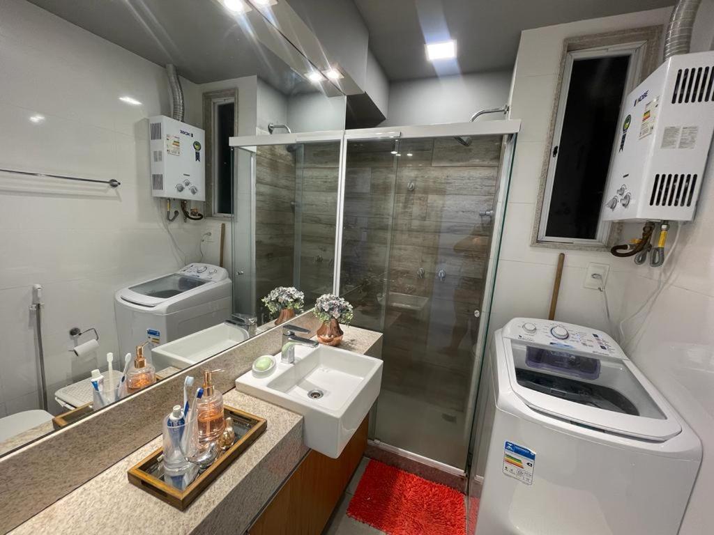 Апартаменты Lindo Apartamento Mobiliado, Uma Quadra Da Praia! Рио-де-Жанейро Экстерьер фото