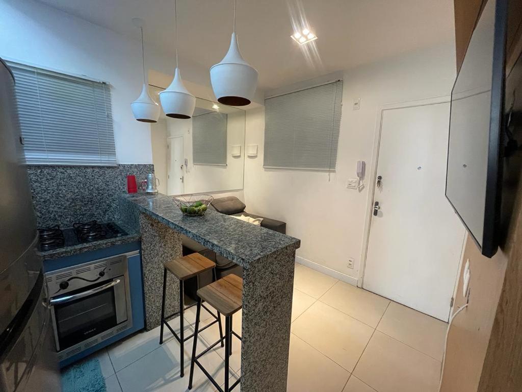 Апартаменты Lindo Apartamento Mobiliado, Uma Quadra Da Praia! Рио-де-Жанейро Экстерьер фото